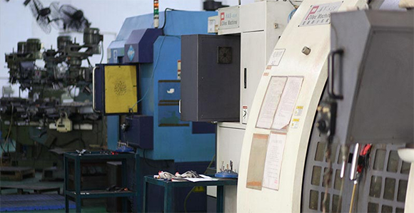 塑膠模具應(yīng)用于新能源汽車(chē)領(lǐng)域?塑膠模具有哪些特點(diǎn)? 塑膠模具應(yīng)用于新能源汽車(chē)領(lǐng)域?塑膠模具有哪些特點(diǎn)?